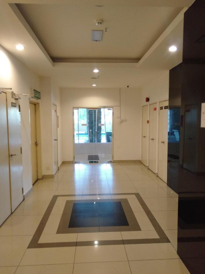 Risqi Apartment 2 Bedroom Wakaf Che Yeh Kota Bharu Ngoại thất bức ảnh